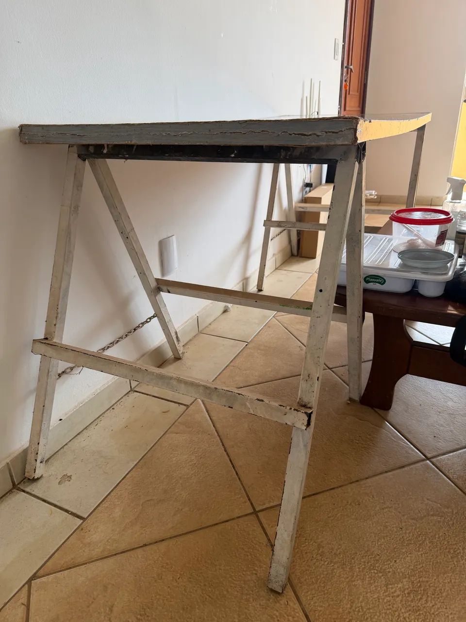 MESA COM PERNAS DOBRÁVEIS  - Foto 5