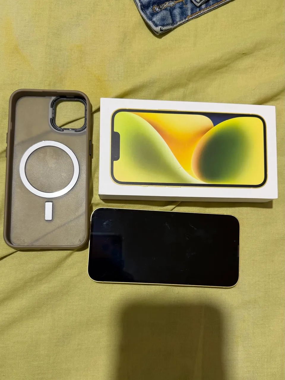 Vendo IPhone 14 Amarelo