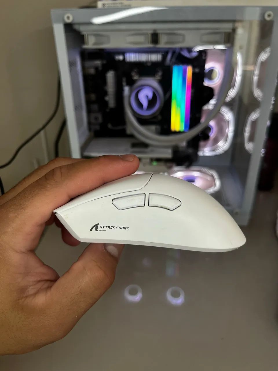 Mouse Attack Shark