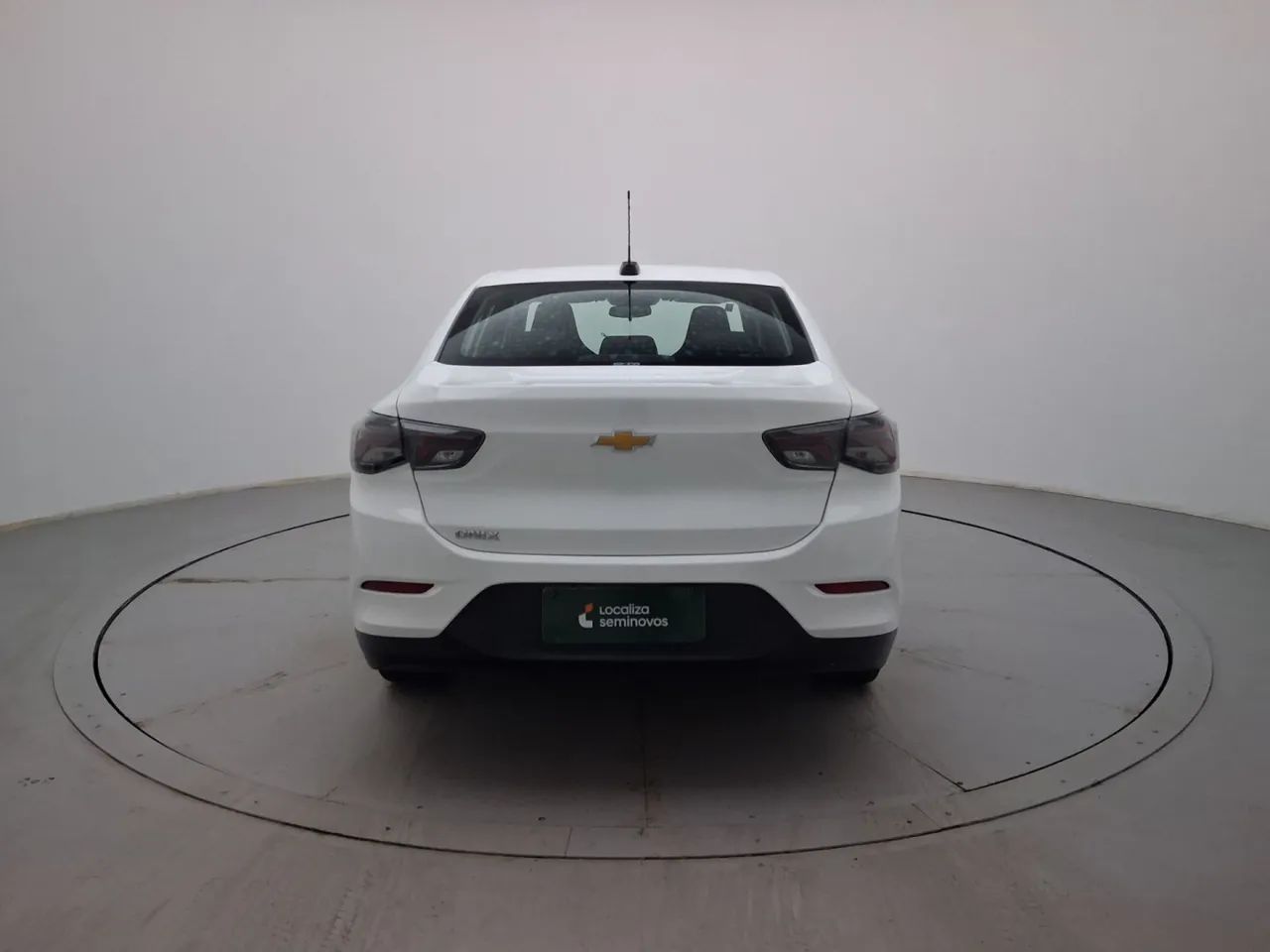Chevrolet Onix Activ 1.4 8V Flex Aut. 4P, foto 4 de 18