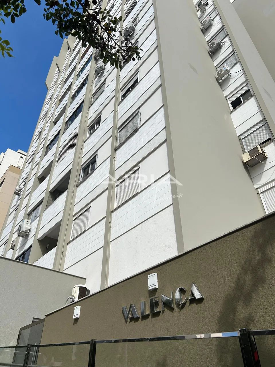 Apartamento duplex à venda com 5 quartos no Centro de LONDRINA - PR