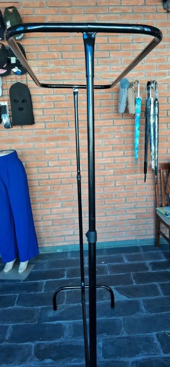 Arara para pendurar roupas?