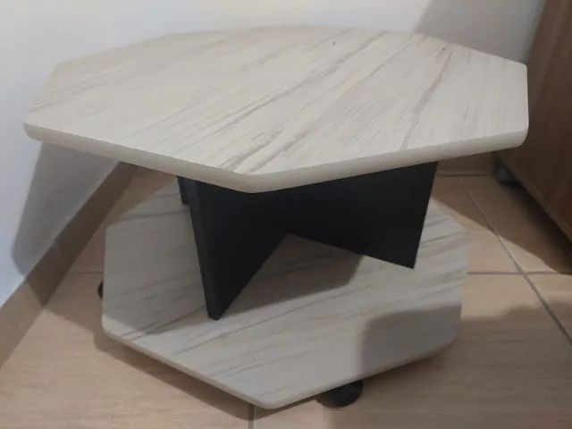 mesa de canto com rodinhas