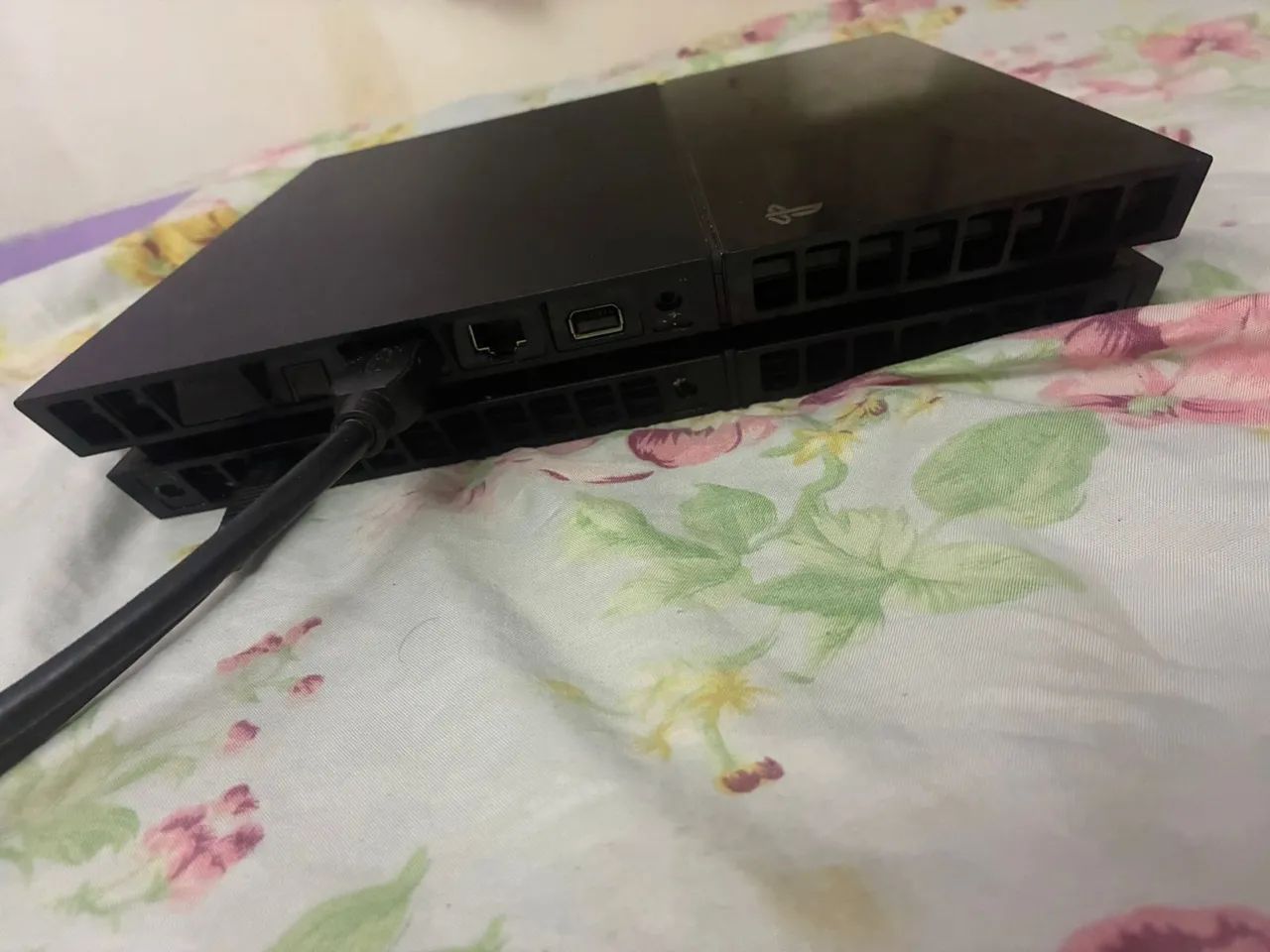 Vendo ps4 PlayStation 4 - Foto 3