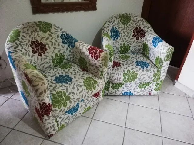 Kit 2 Poltronas em Tecido.