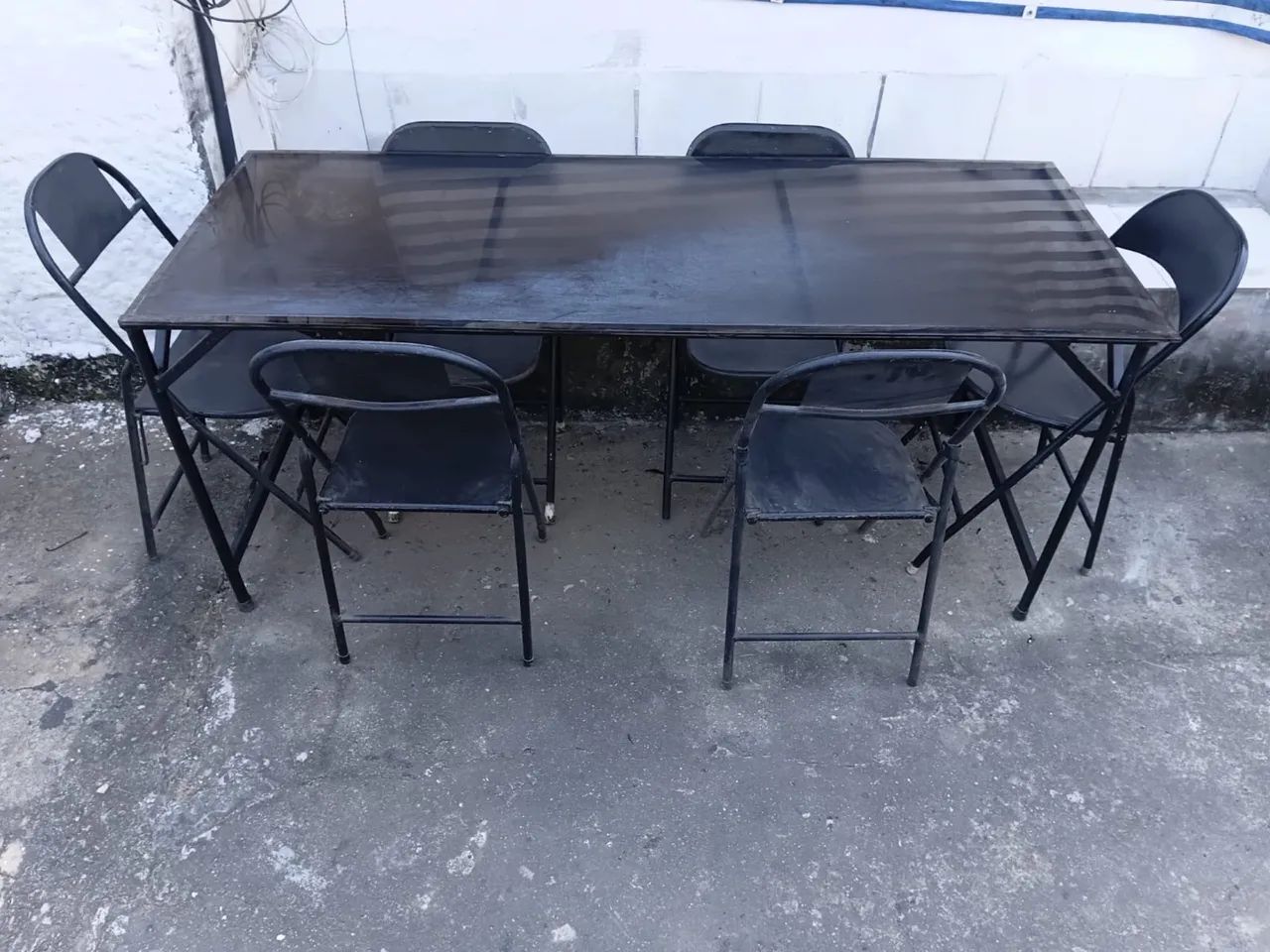 Mesa com 6 cadeiras 