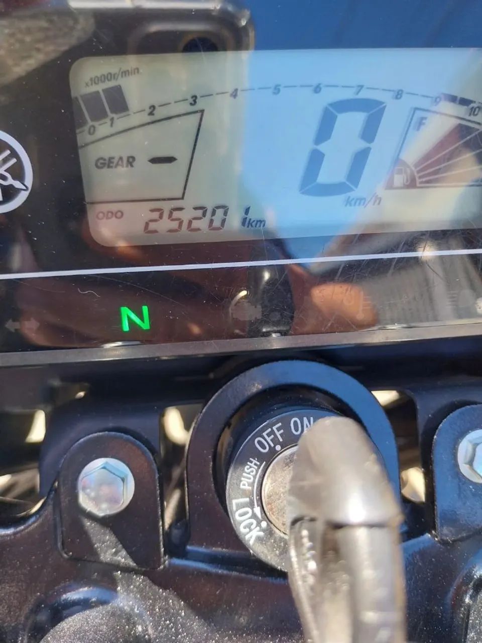Moto YAMAHA 2024 - Foto 4