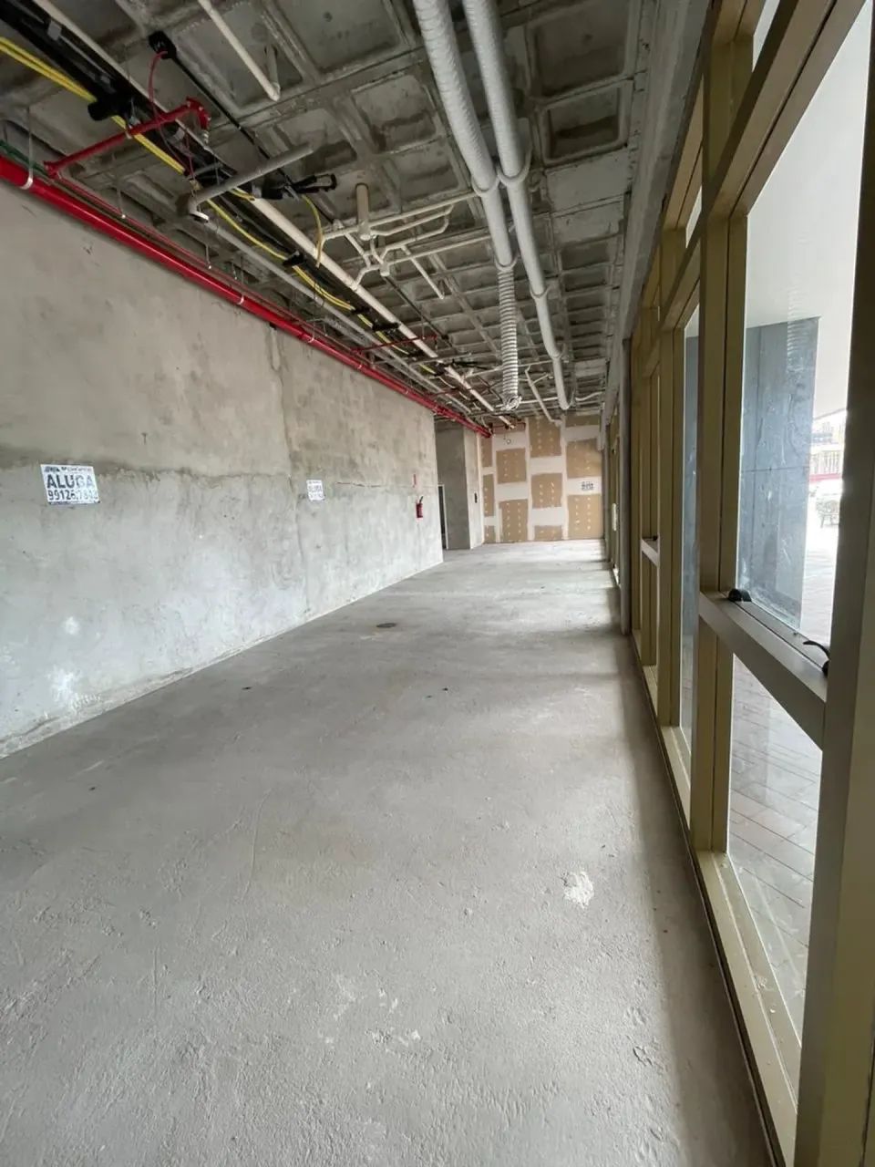 LOJA COMERCIAL NO PARQUE DO CAIS | 92 m² | 36 VAGAS ROTATIVAS - Foto 4