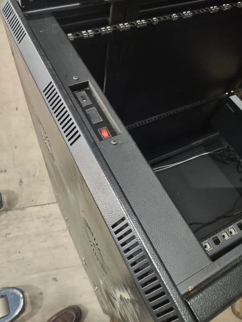 Gabinete para redes  - Foto 6