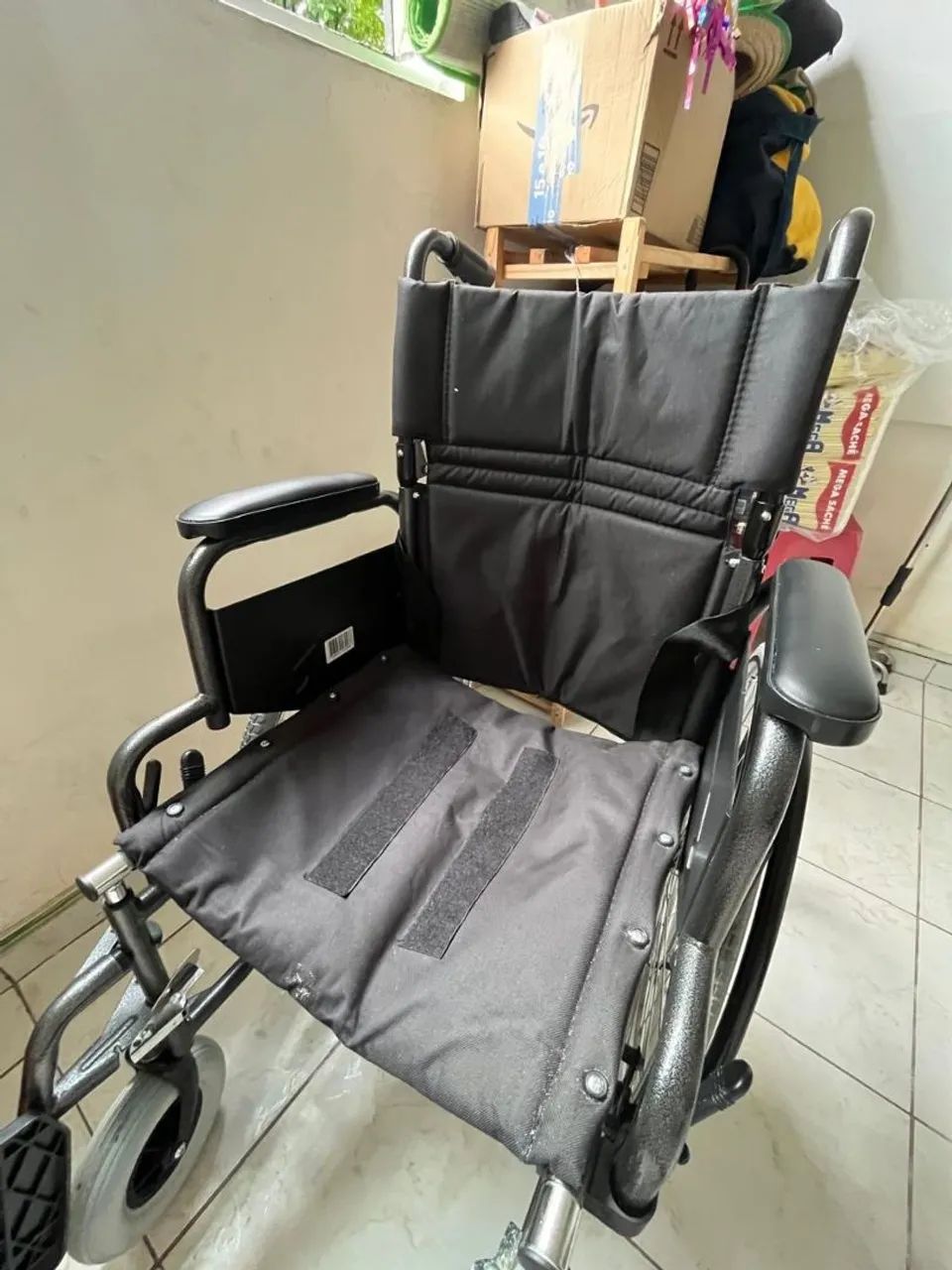 Cadeira de rodas - Foto 4