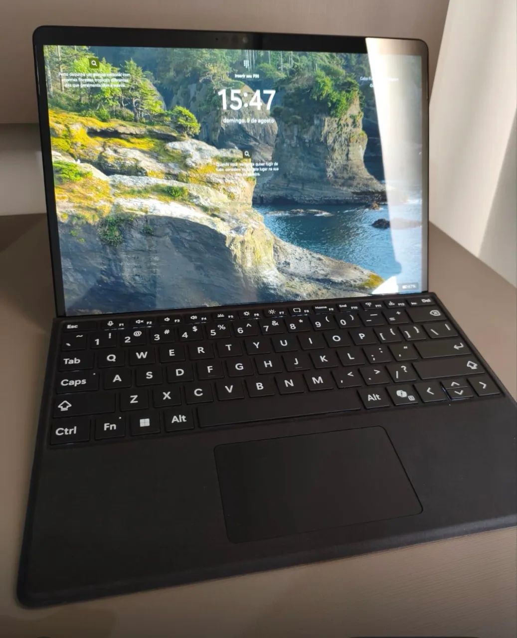 Surface Pro x SQ1 16GB RAM 256GB SSD Wi-Fi Microsoft com teclado e caneta