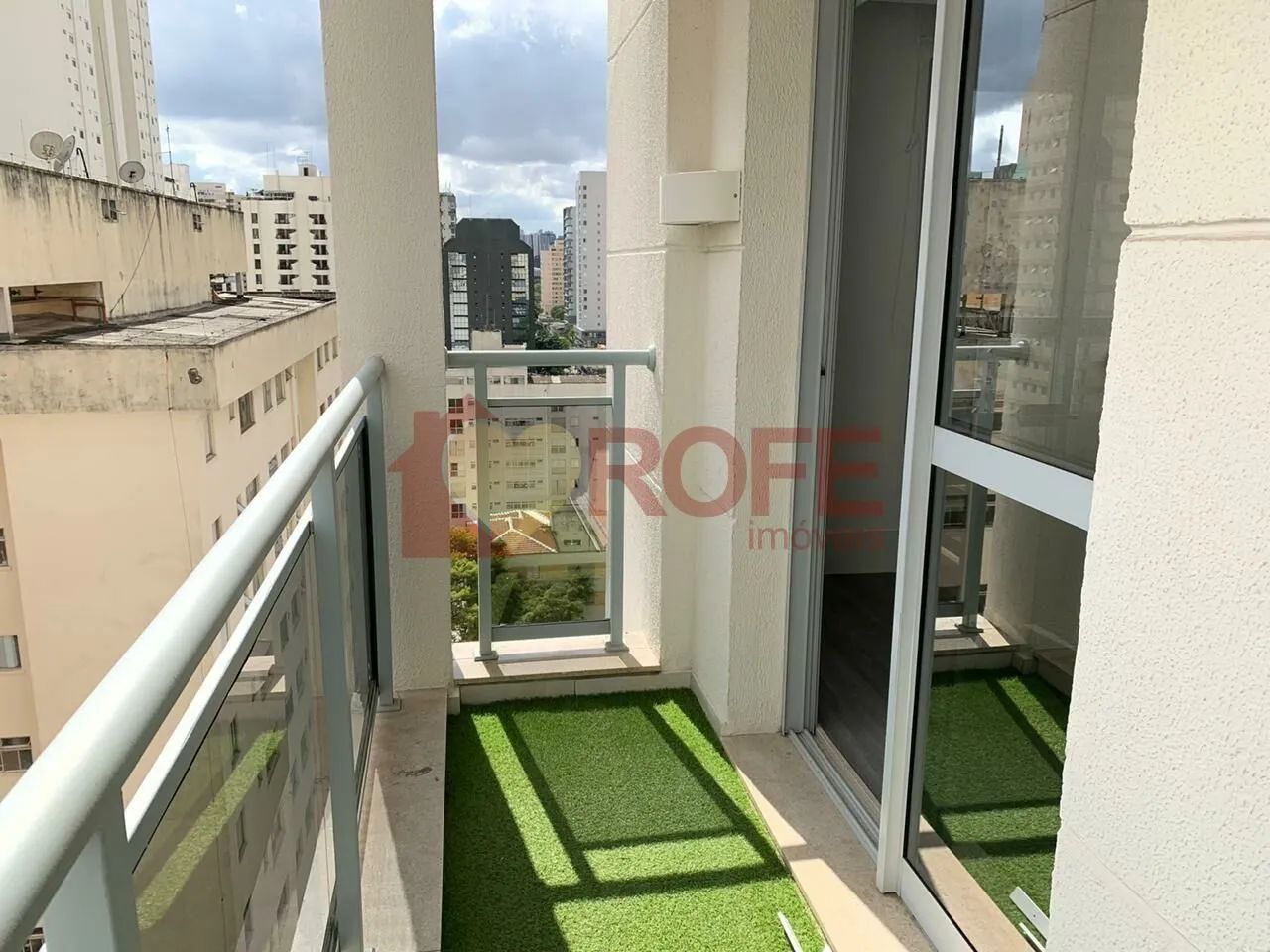 SALA COMERCIAL MOBILIADO Á VENDA COM 1 LAVABO ,1 VAGA DE GARAGEM EM MOEMA. - Foto 2