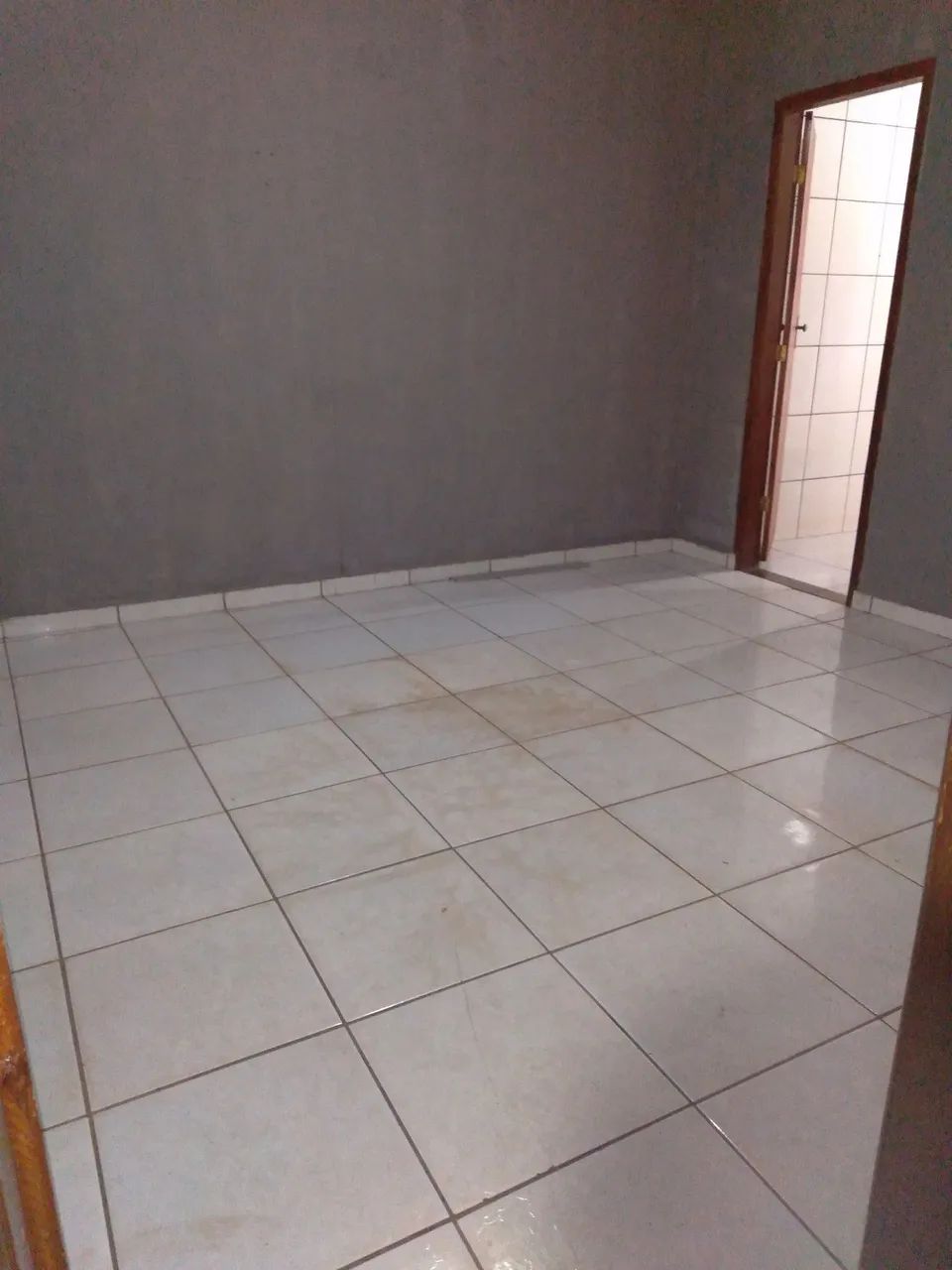 Aluga-se uma casa Zé Pereira