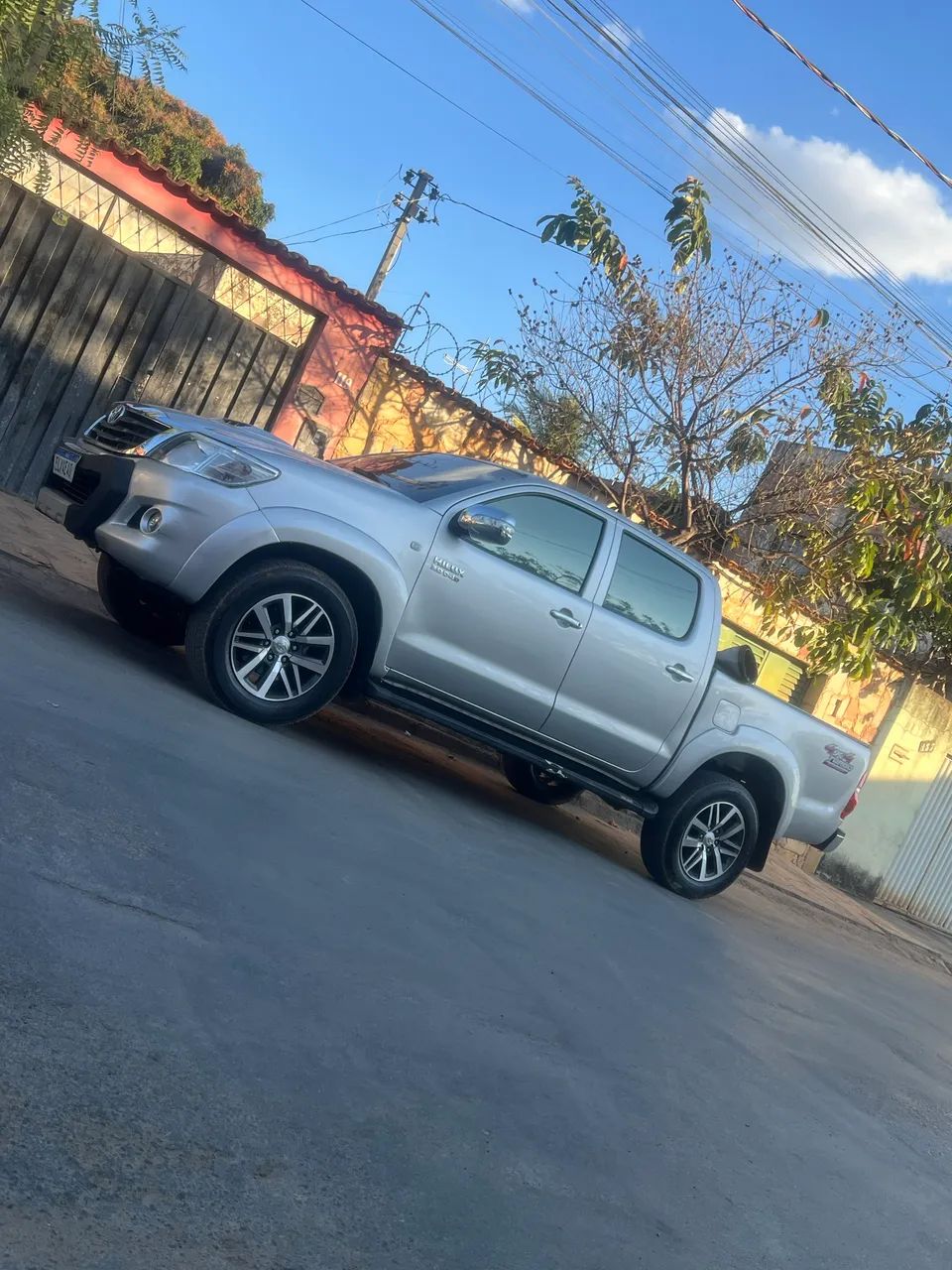 Toyota Hilux Hilux CD SR D4-D 4x4 3.0 TDI Dies Aut. 2012