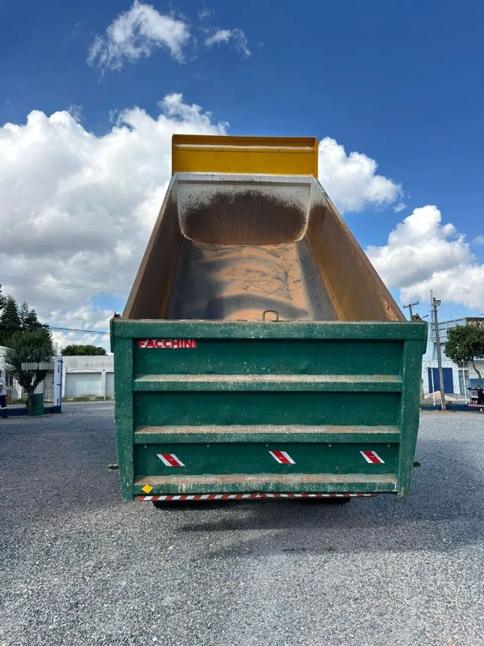 Iveco tector 260e30 6x4 - 2023 - Foto 5