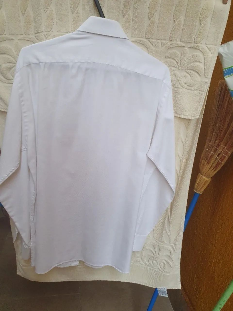 Camisa Social Branca Mangas Compridas  - Foto 2