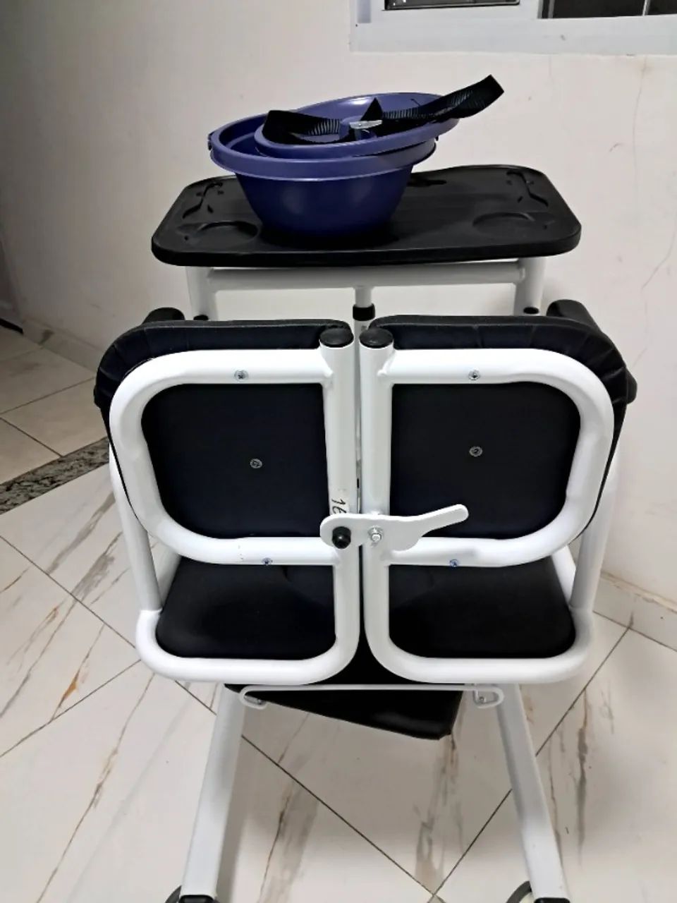 Cadeira de transferência  para acamado  - Foto 5