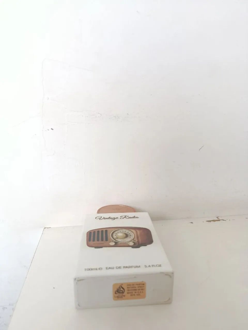 Lattafa  Vintage Radio perfume - Foto 4