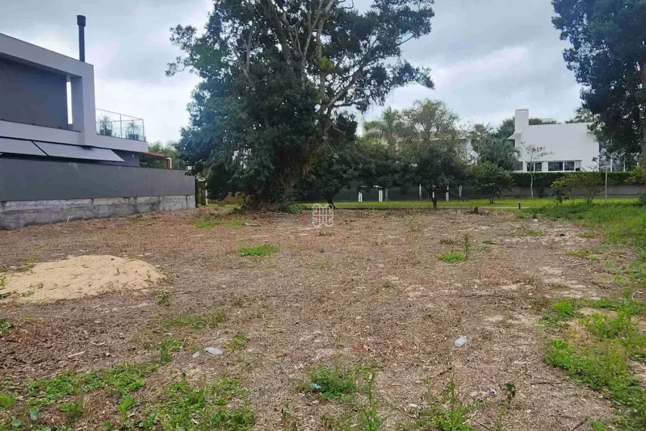 Lote à Venda em Jurerê Internacional com 701 m² Perto do Open Shopping - Foto 3