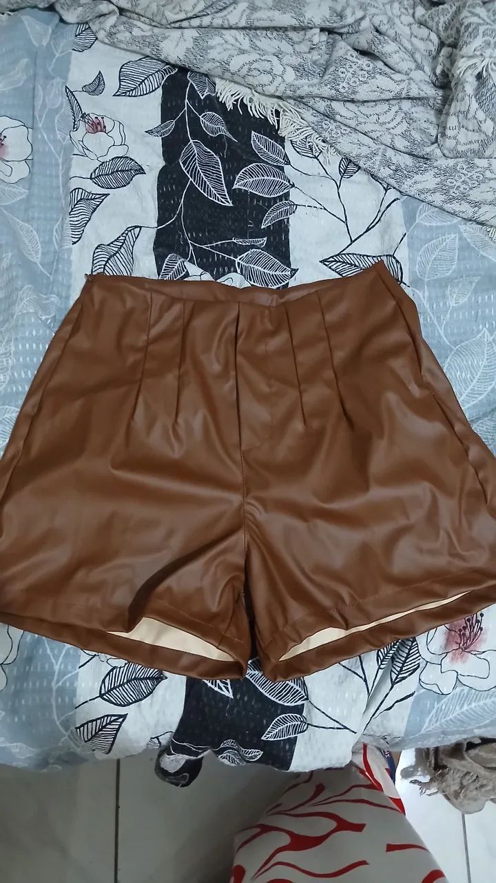 Short de courino Marrom