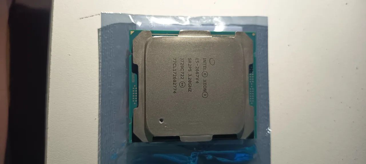 Xeon 2667v4 - Foto 2