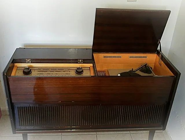 Vitrola grundig, modelo ks450 we