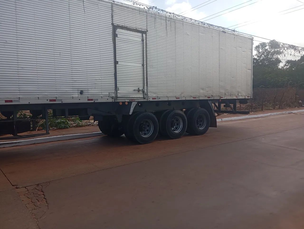 Vendo conjunto  carreta e cavalo - Foto 5