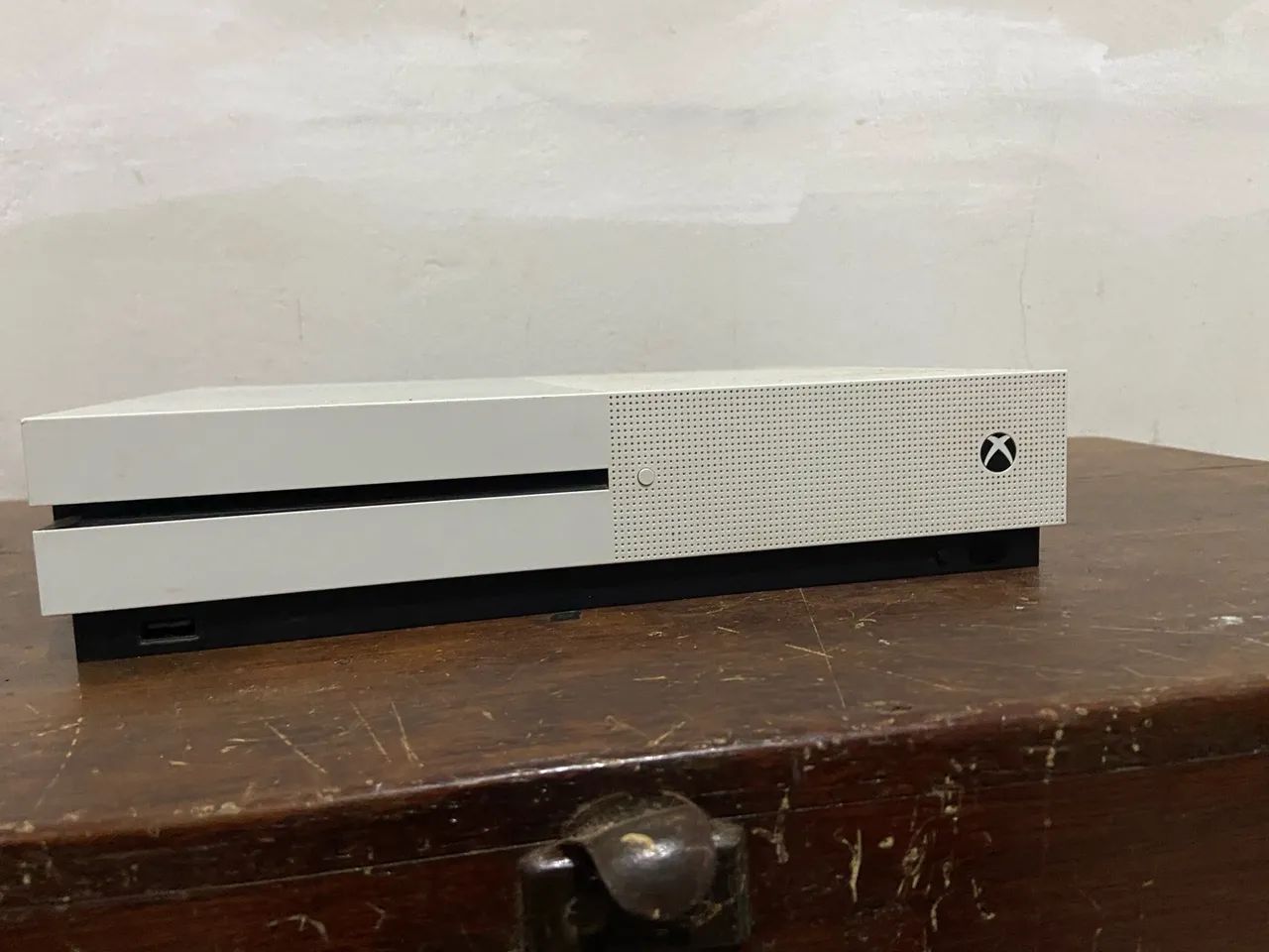 XBOX ONE S sem controle + JOGOS - Foto 3