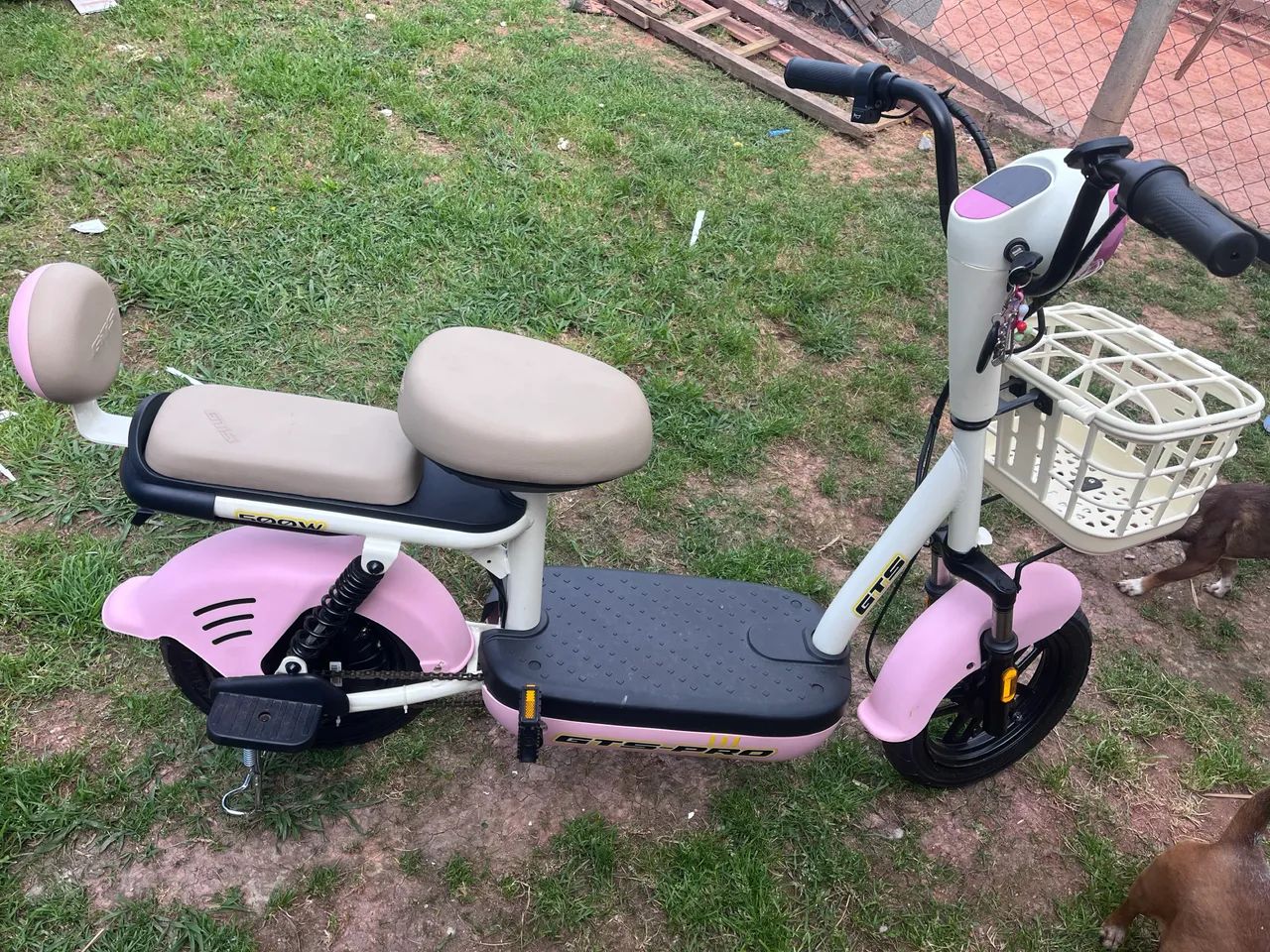 Scooter elétrica 