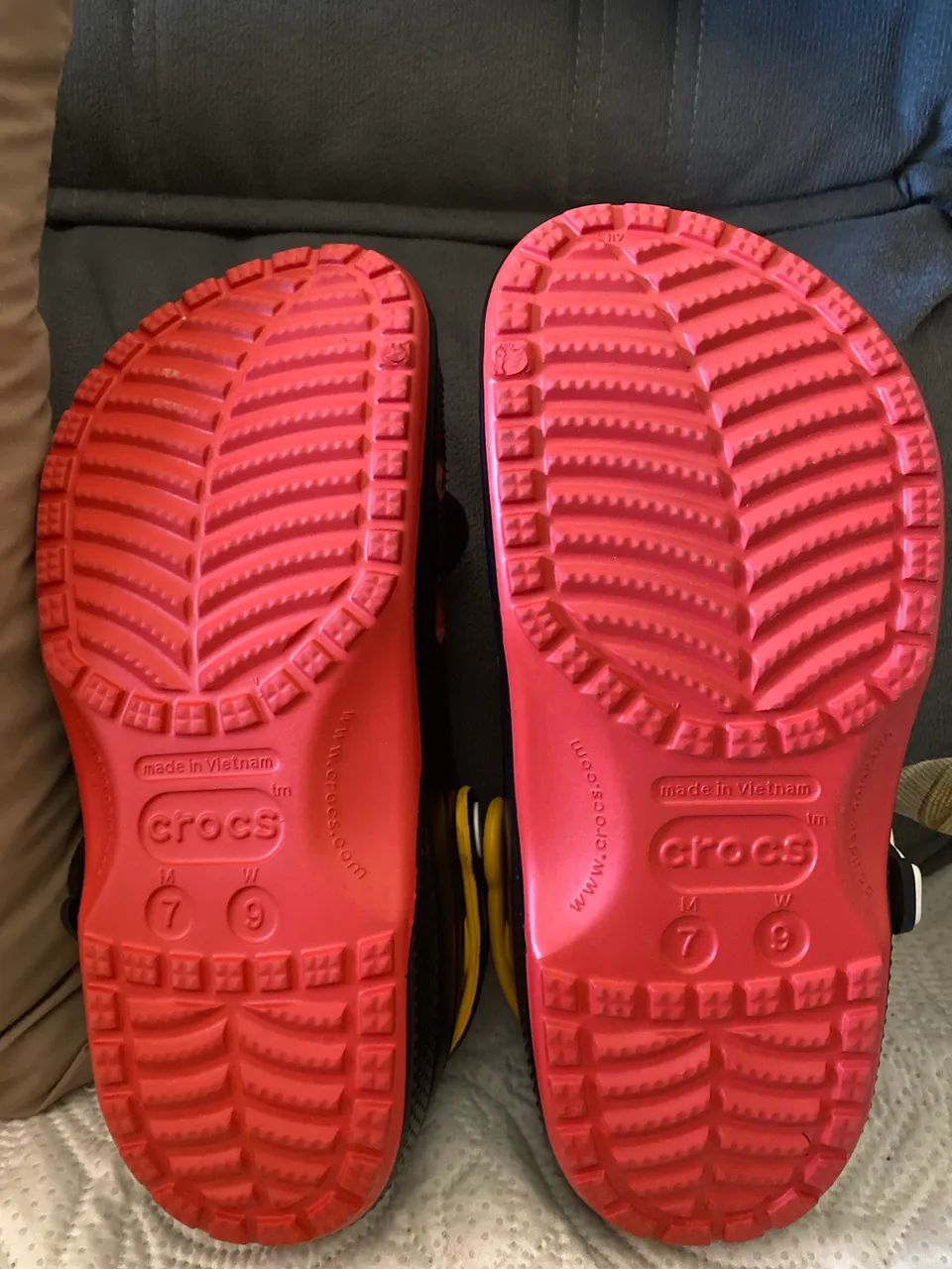 Chinelo crocs Michey  - Foto 2