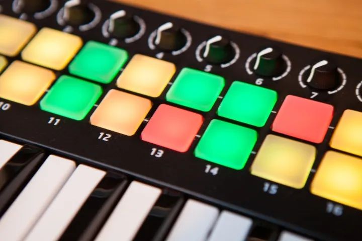 Novation Mini MK2 - Foto 5