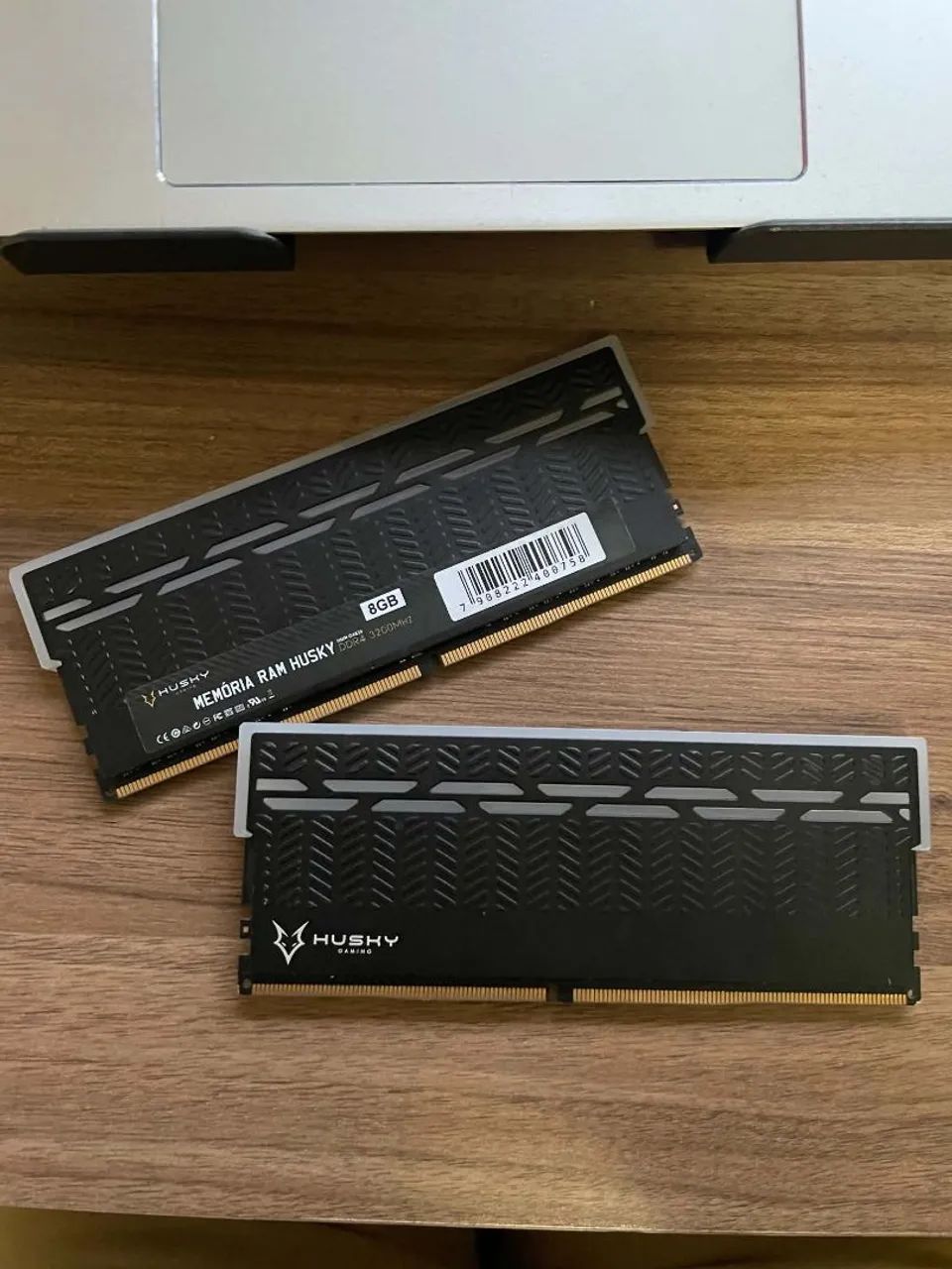 PAR RAM DDR4 2X8 3200mhz RGB