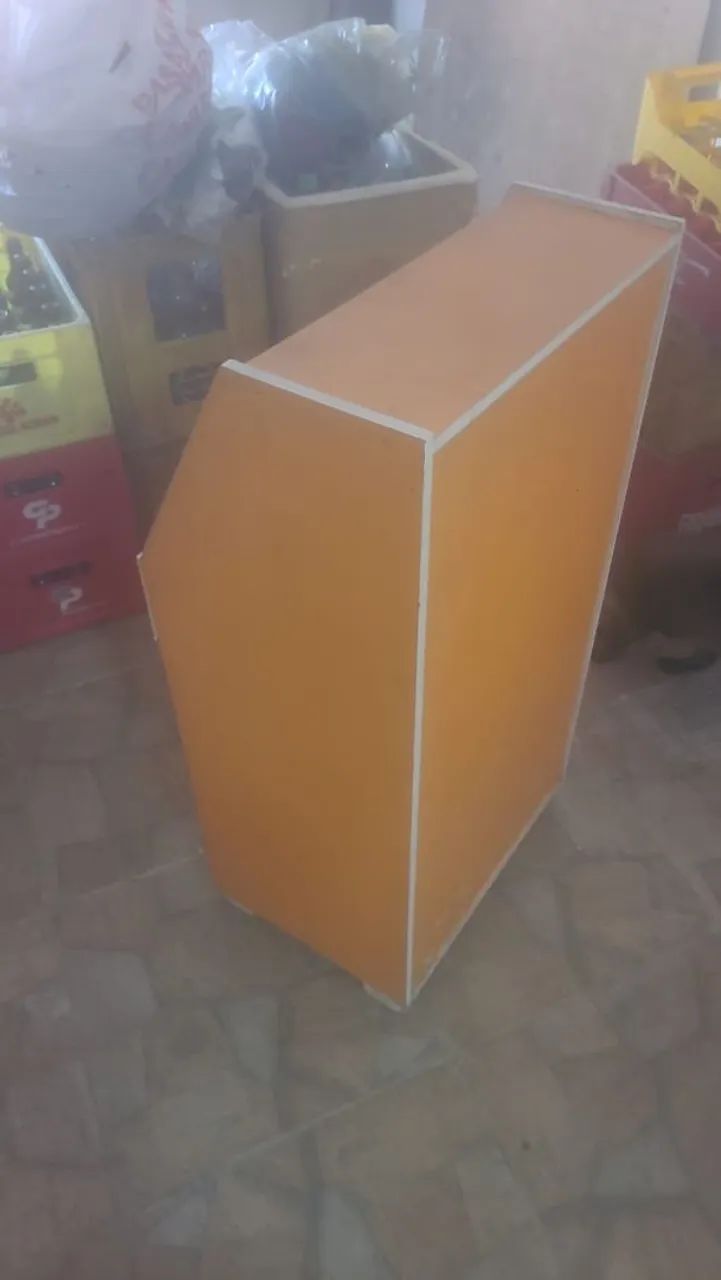 Vende-se Banca ideal para pequenos espaços, relojoeiros  - Foto 2