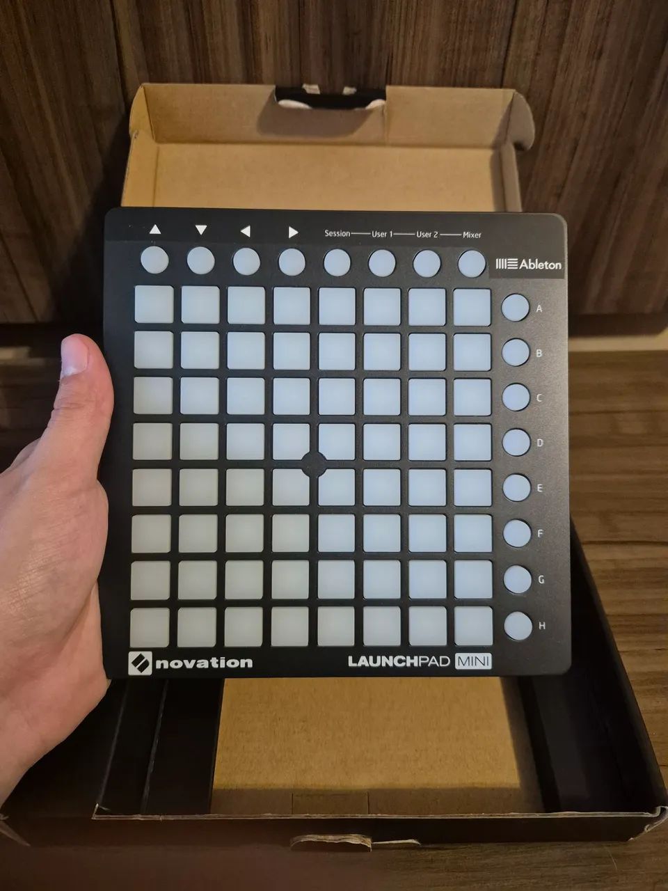 Novation Launchpad Mini MK2 - Completo na Caixa | Aceito Trocas