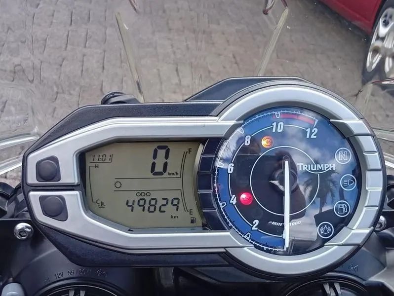 TRIUMPH TIGER 800 2015 - Foto 2