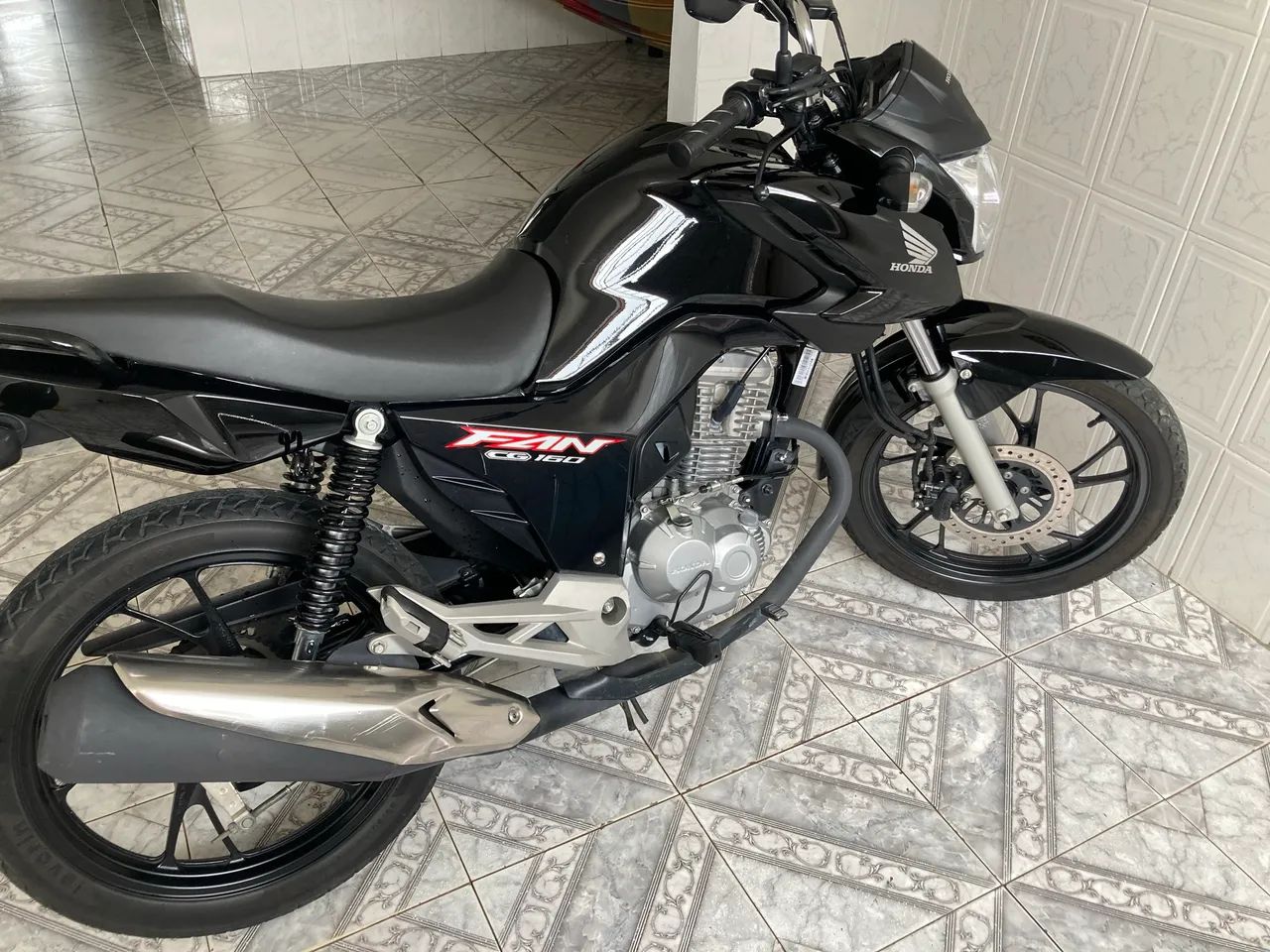 Moto de procedência. - Foto 2