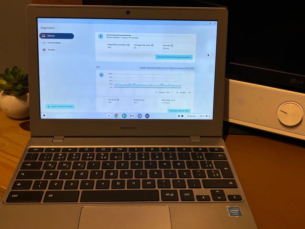 Chromebook Samsung 4 32gb SSD Celeron n4000 - Foto 2