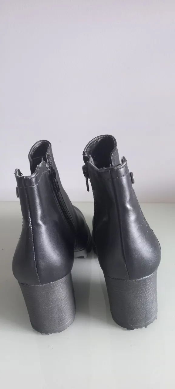 Bota preta Via Uno - Foto 2