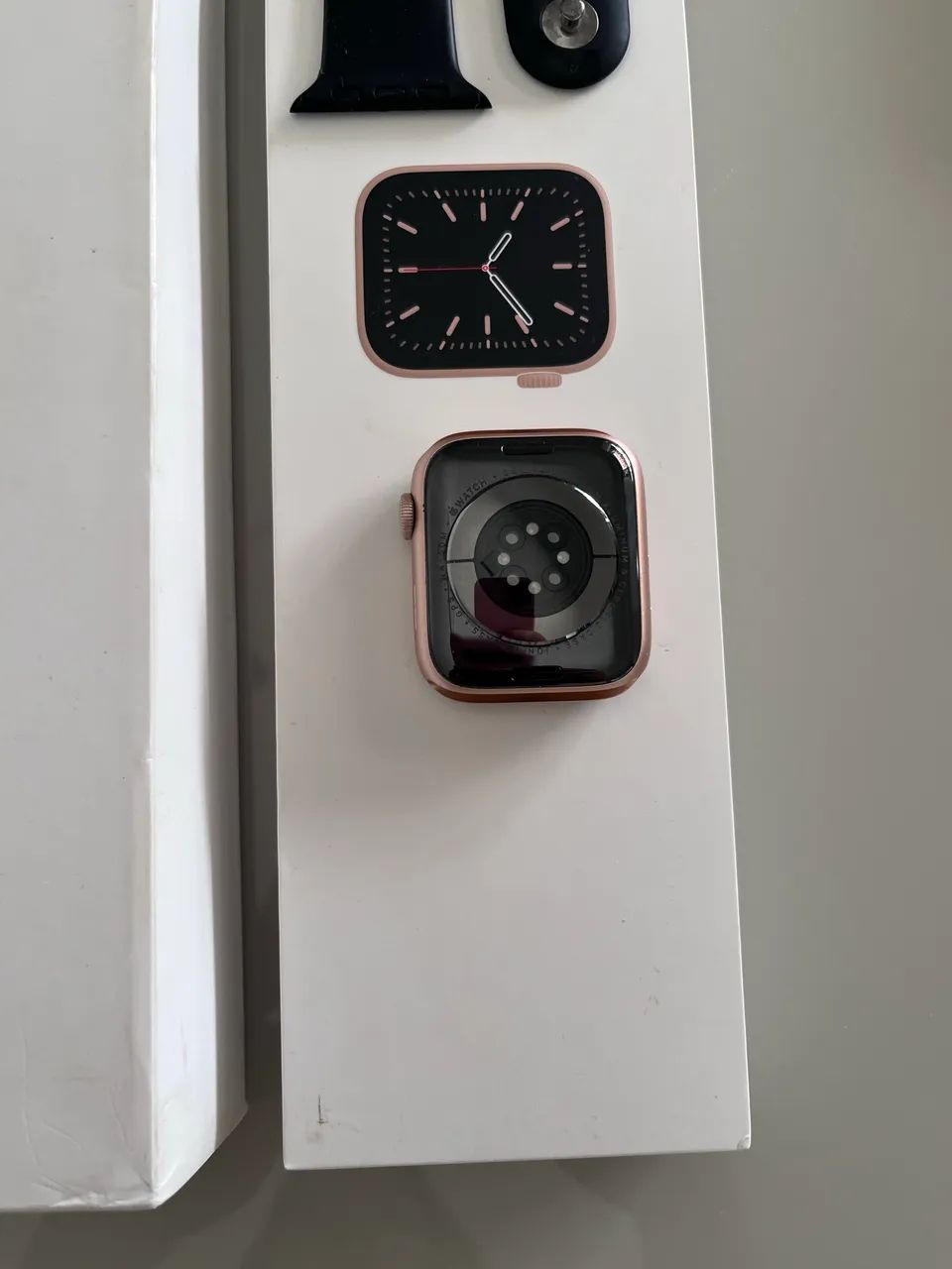 Vendo Apple Watch 6 44mm Escuto propostas  - Foto 2