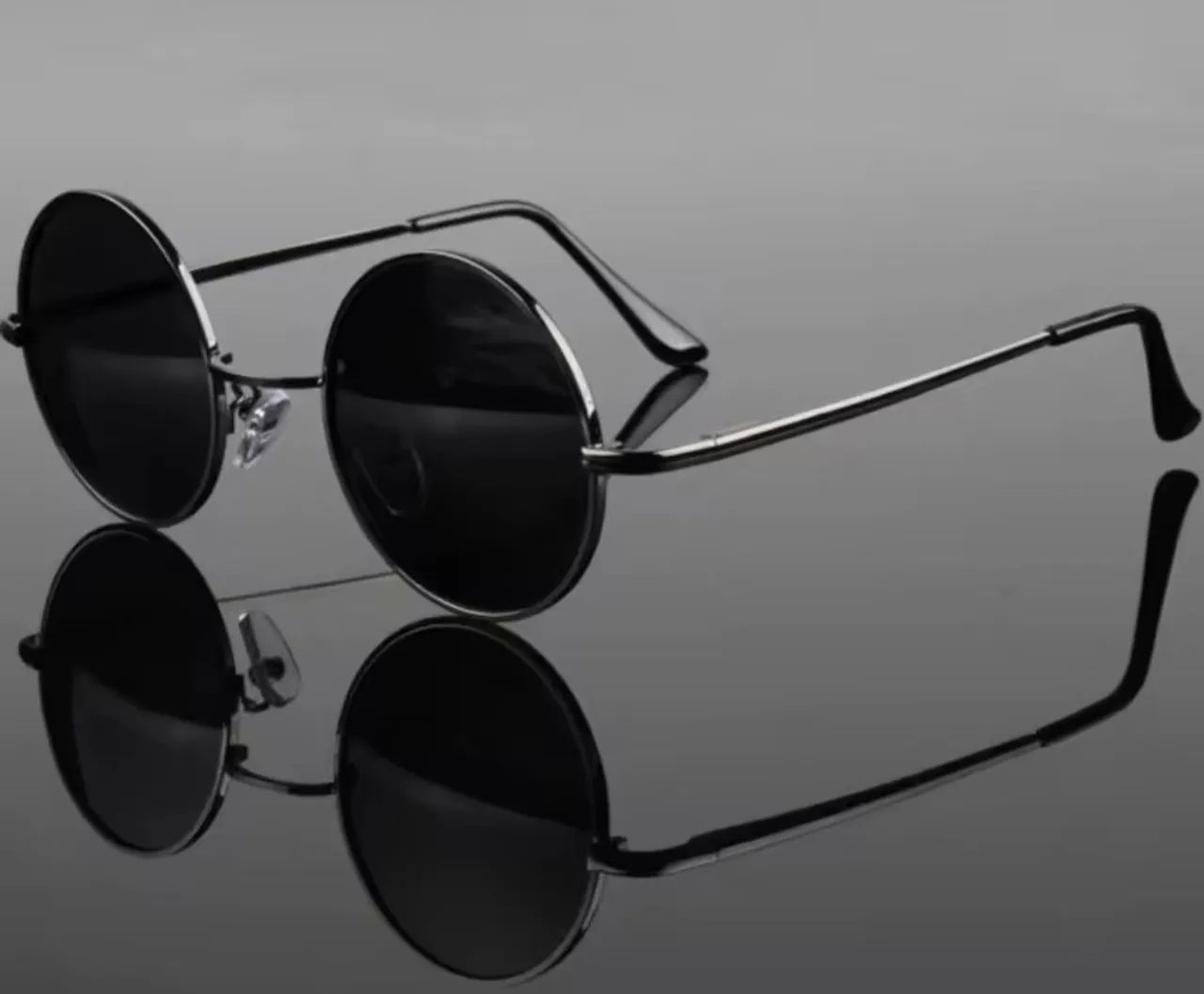 Oculos escuro redondo