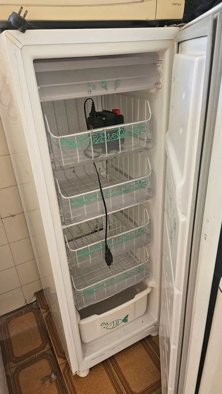 Geladeira + Freezer + Microondas - Foto 3