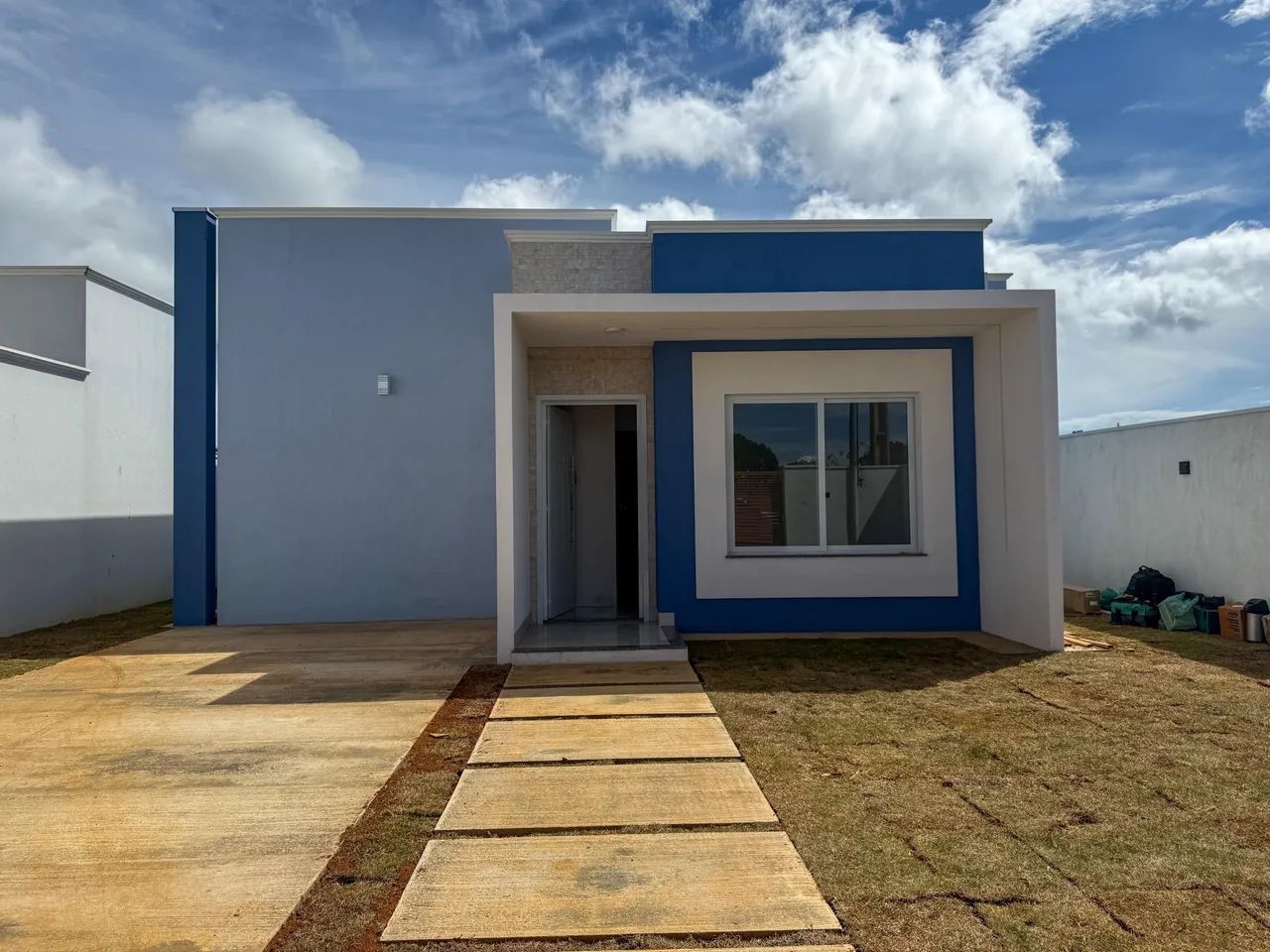 Casa nova em Chapada dos Guimarães .
