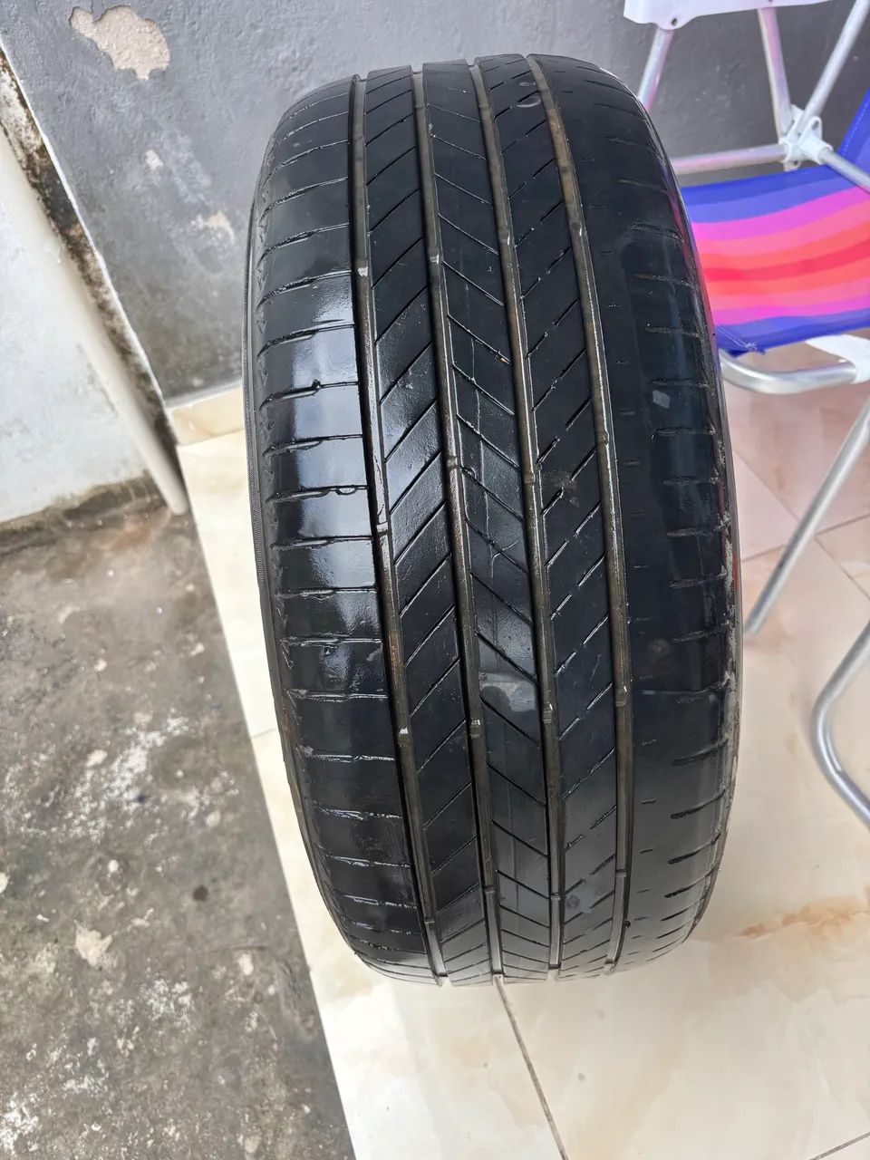 Pneu Bridgestone 225/50 18 - Foto 2