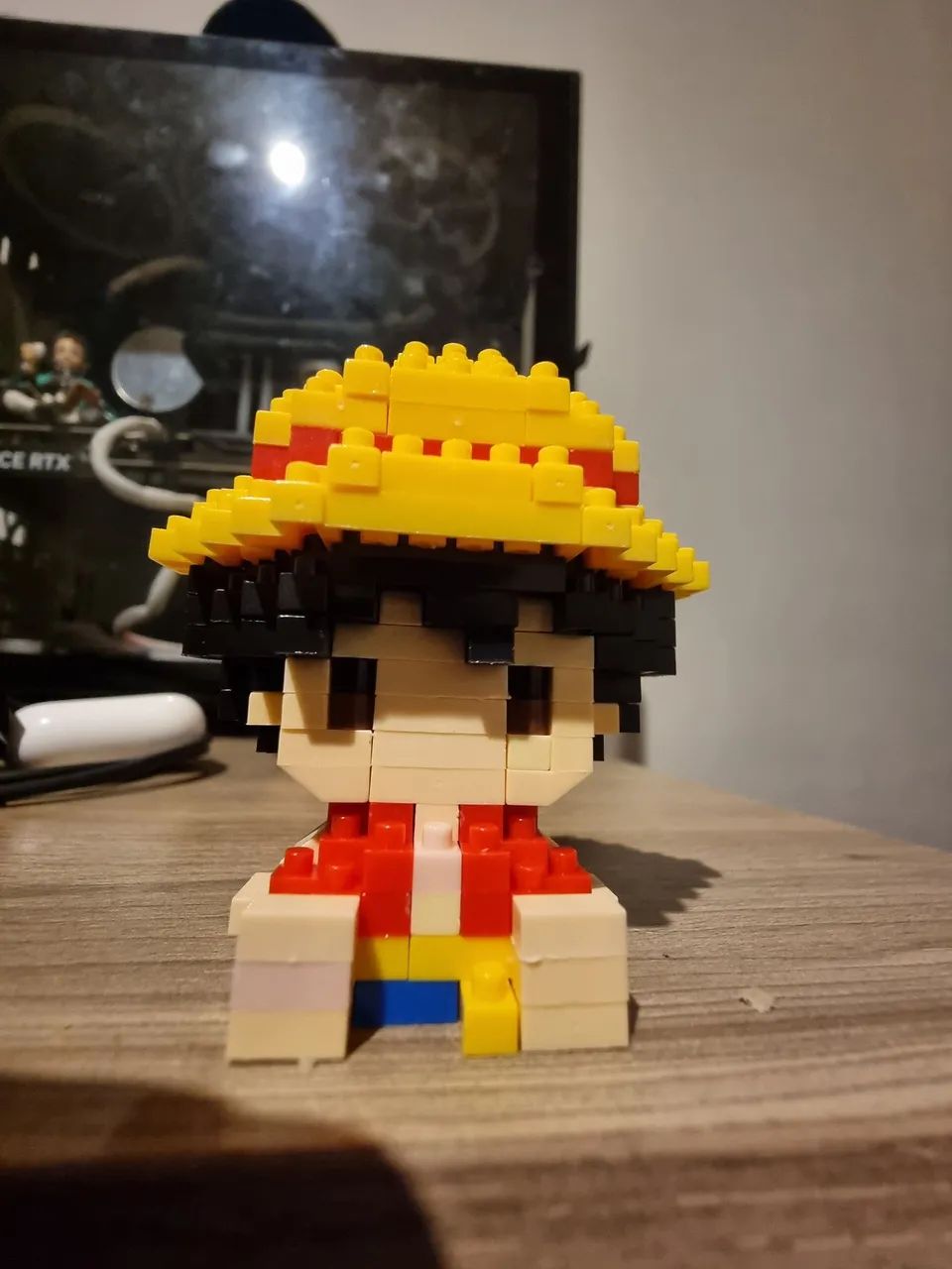 Luffy quebra cabeça montar