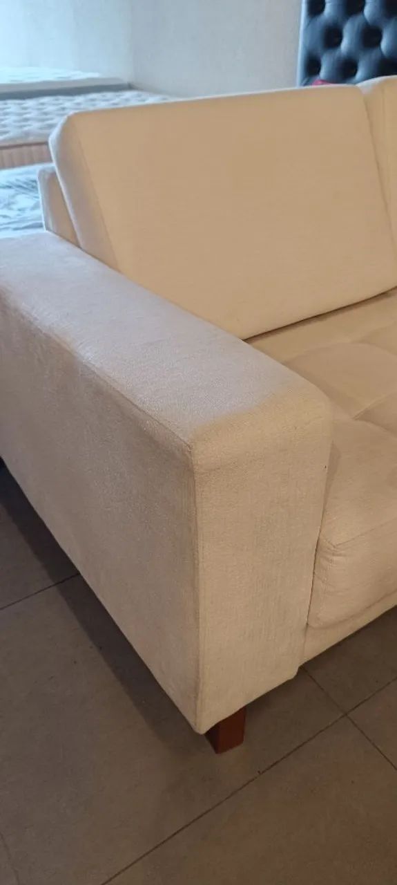 Sofá 2 lugares 1.80 m linho Bege Boucler  - Foto 3