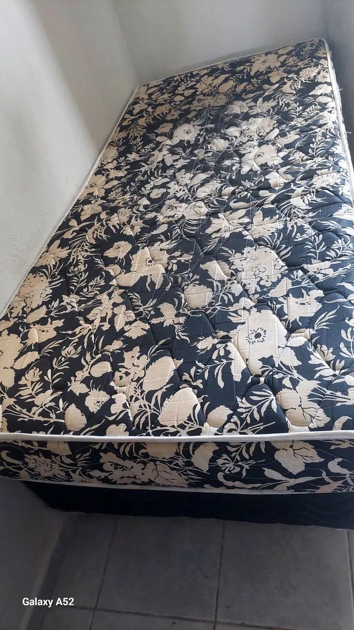 Vendo uma cama casal e uma cama solteiro  - Foto 5