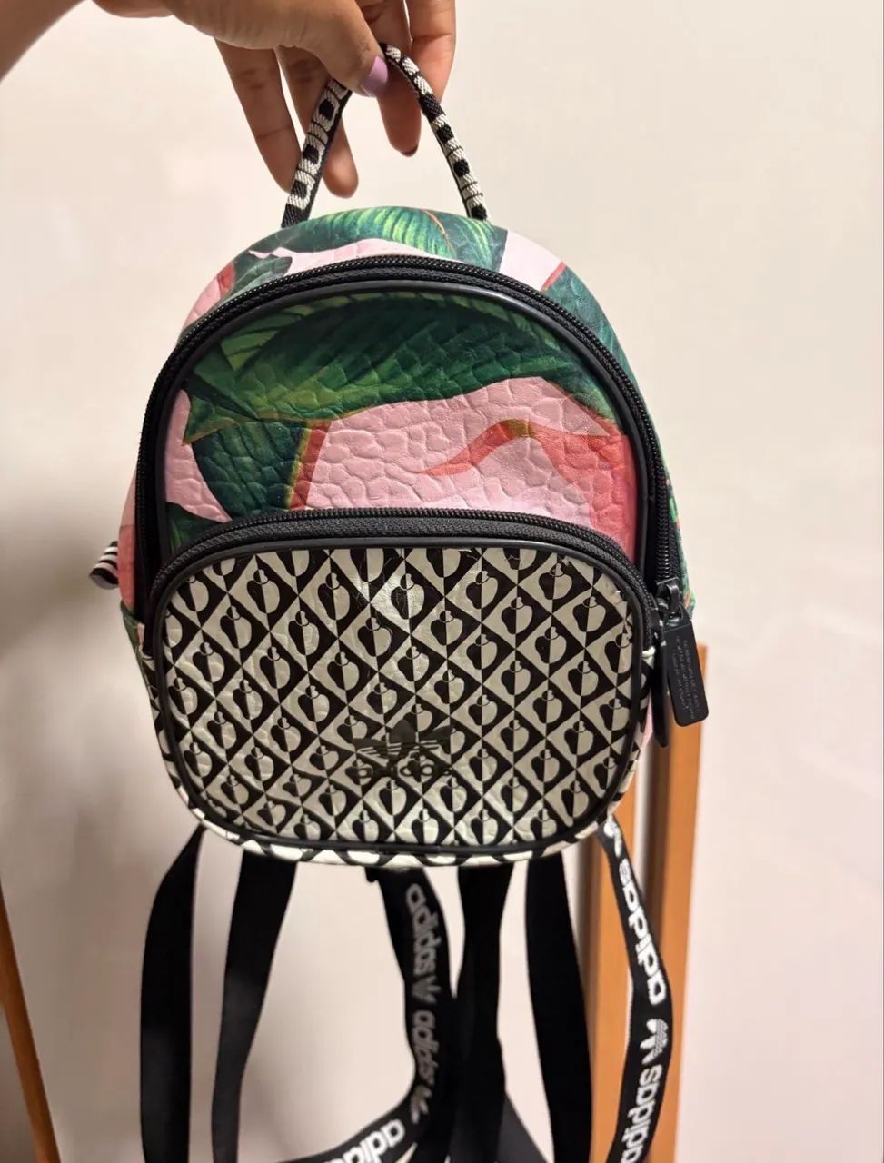 Mini mochila adidas farm 