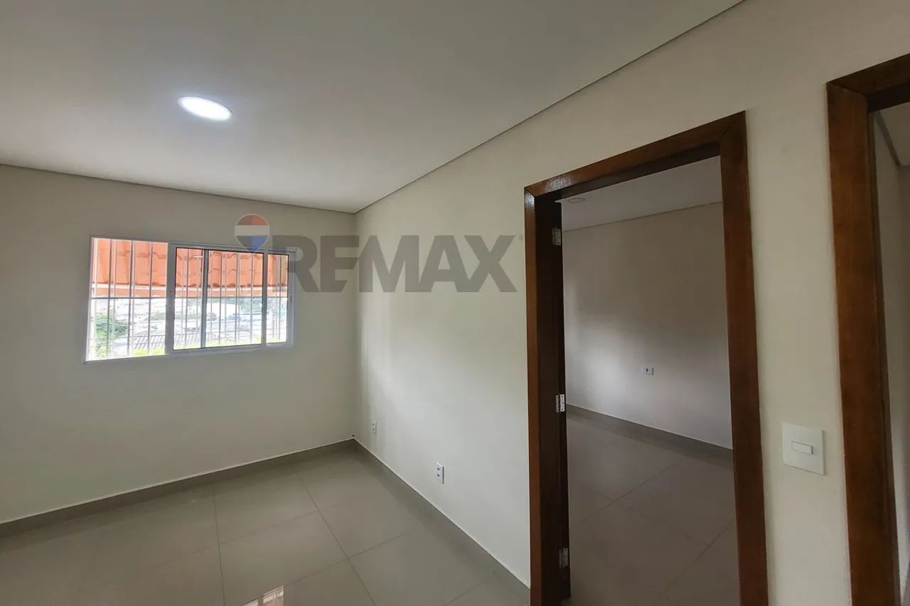 Casa linda, recém reformada com 2 dorms, na Vila Nova Cachoeirinha - Foto 4