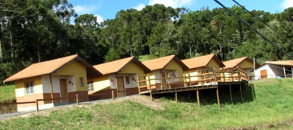 POUSADA  com terreno de 2ha,  e 300 m2 área construída, sede e 6 chalés em  - Urubici - SC