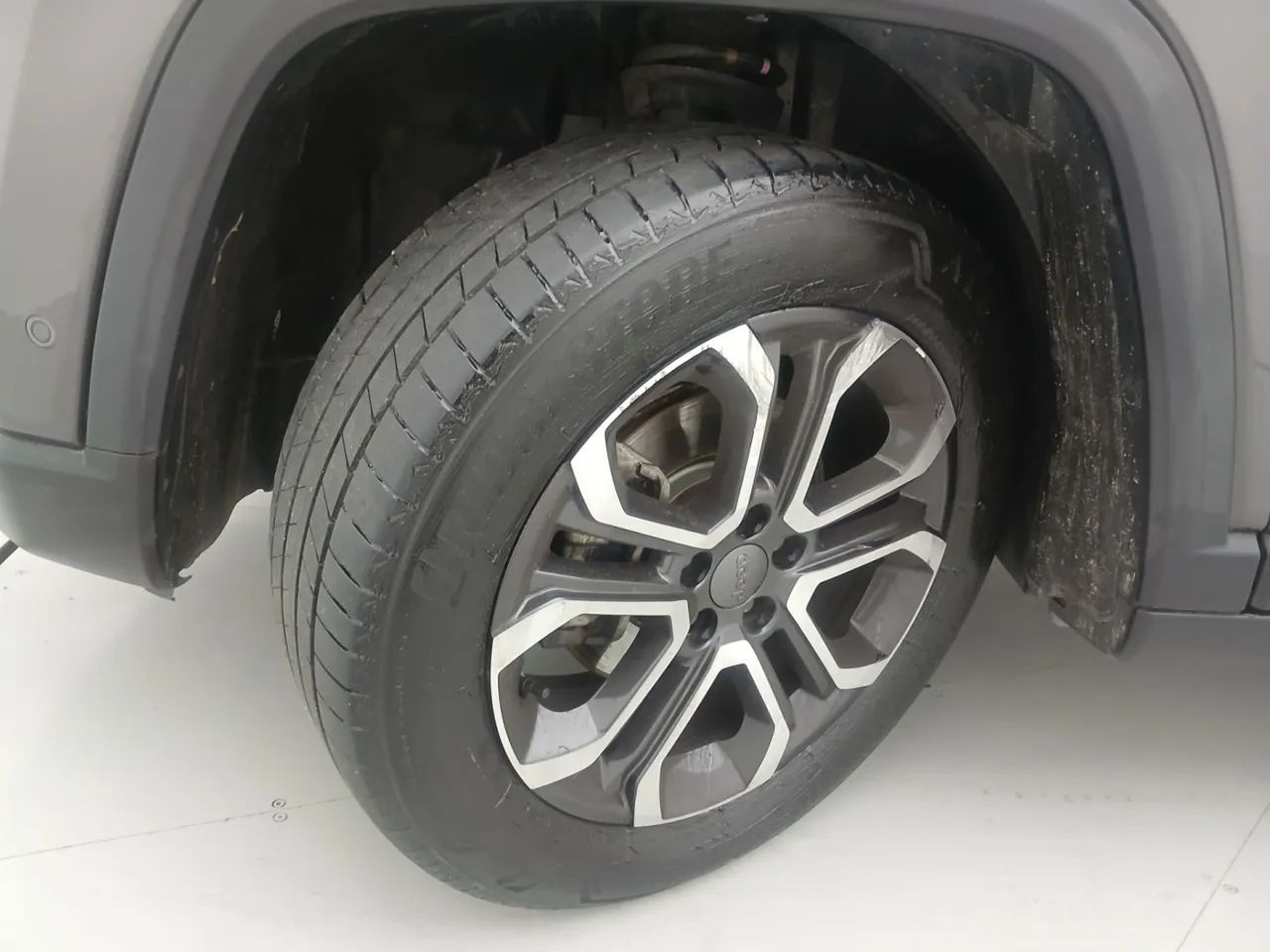Jeep Commander Limited T270 1.3 TB Flex Aut., foto 11 de 18